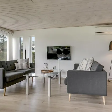 Hotel David - 330m From The Sea In Funen By Interhome Middelfart