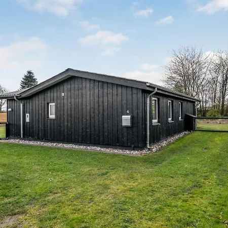 Hotel David - 330m From The Sea In Funen By Interhome Middelfart
